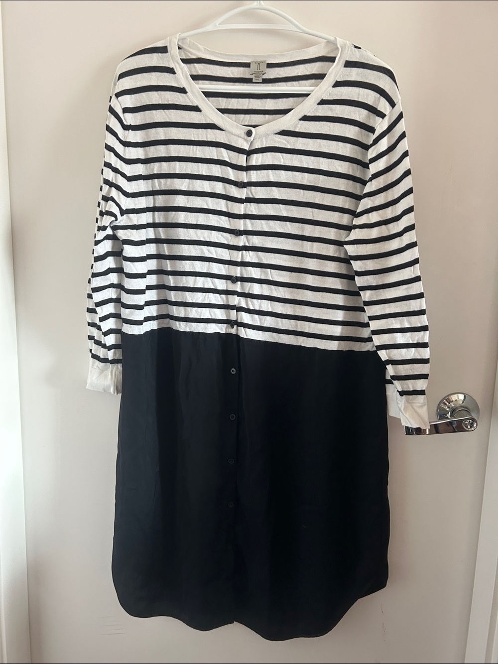 Like new Tristan Black and White Striped Long Sleeve Button Dress